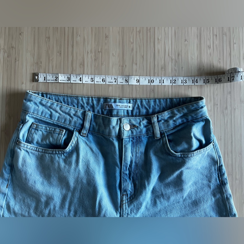 Zara wide leg jeans size 8 light blue